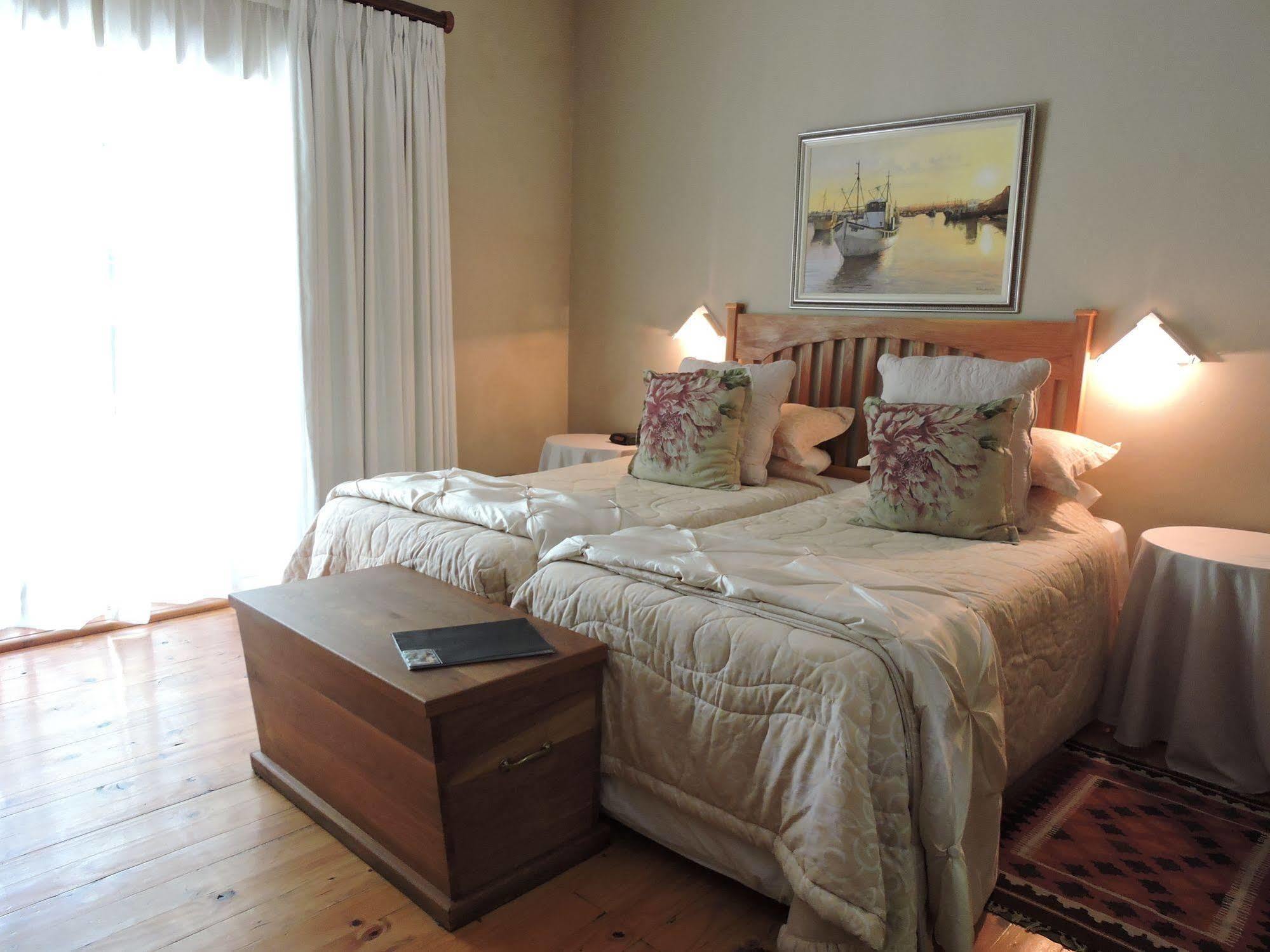 مبيت وإفطار أوتشورن Adley House المظهر الخارجي الصورة